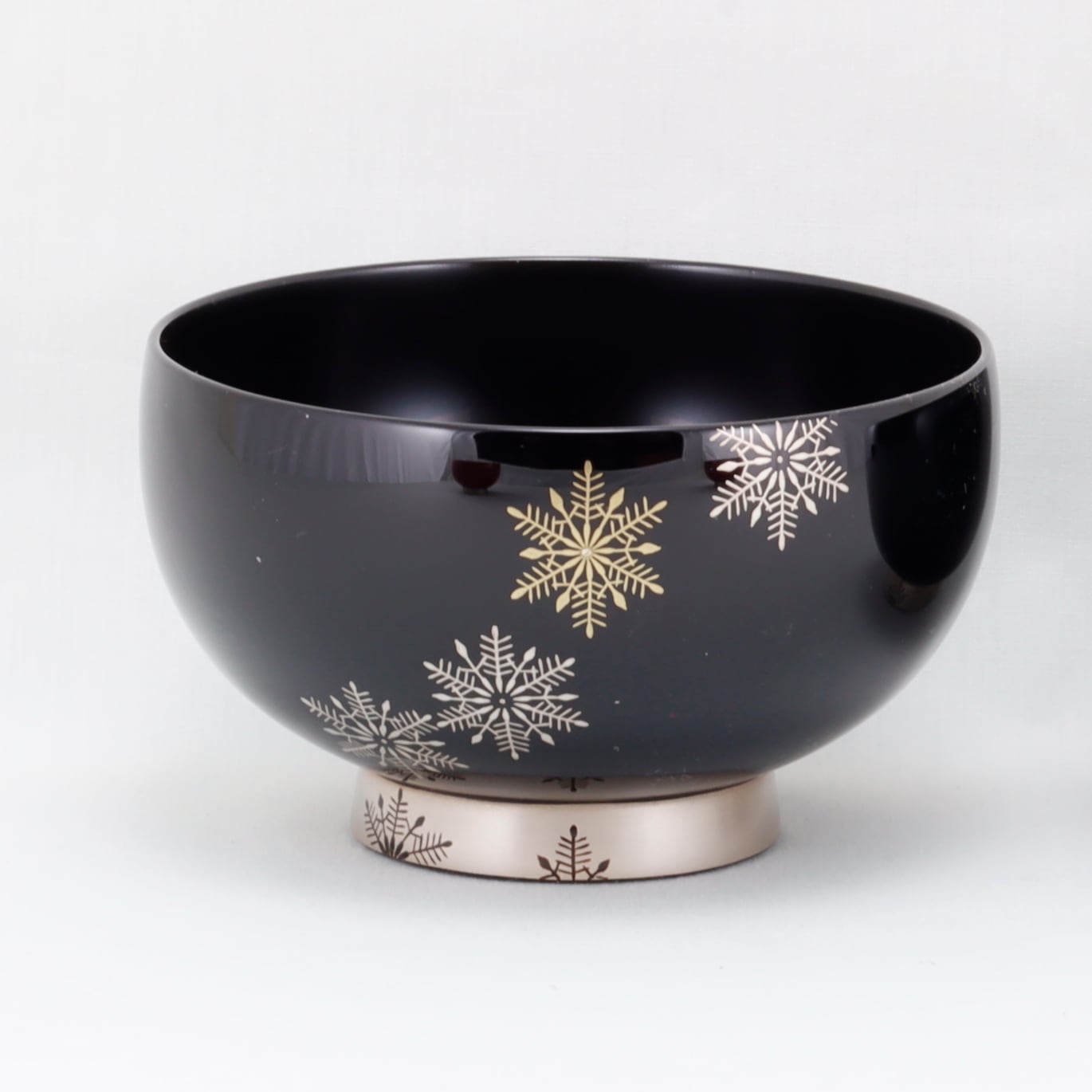 Kato Lacquerware: Wajima Lacquerware Snow Crystal Maki-e Couple Soup Bowl Set