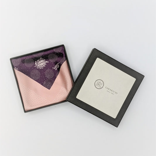 Tomita Sen Kogei: SARAKICHI – Hand-Dyed Pocket Square (Whirlpool & Turtle / Edo Purple)