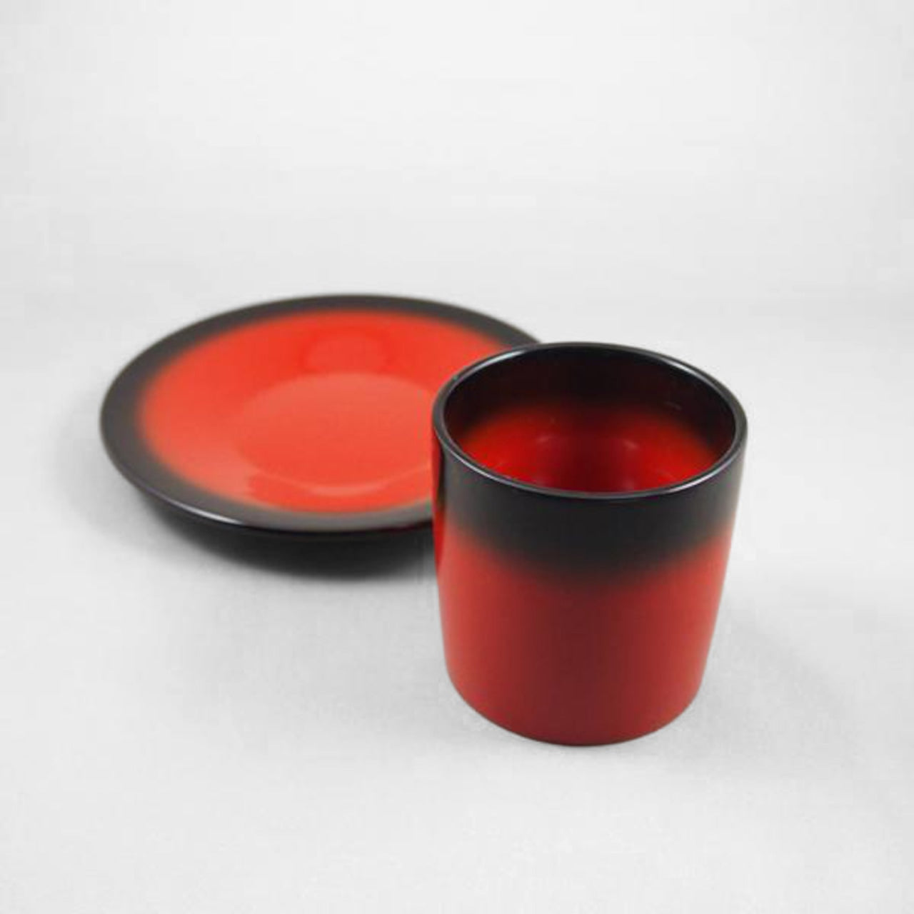 Shioyasu Shikki: Wajima Lacquerware Cup &amp; Saucer – Bokashi Lacquer Finish