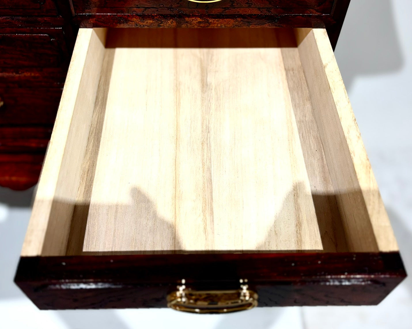 Sato Mokko: Solid Keyaki Fifteen-Drawer Chest with Cabriole Legs