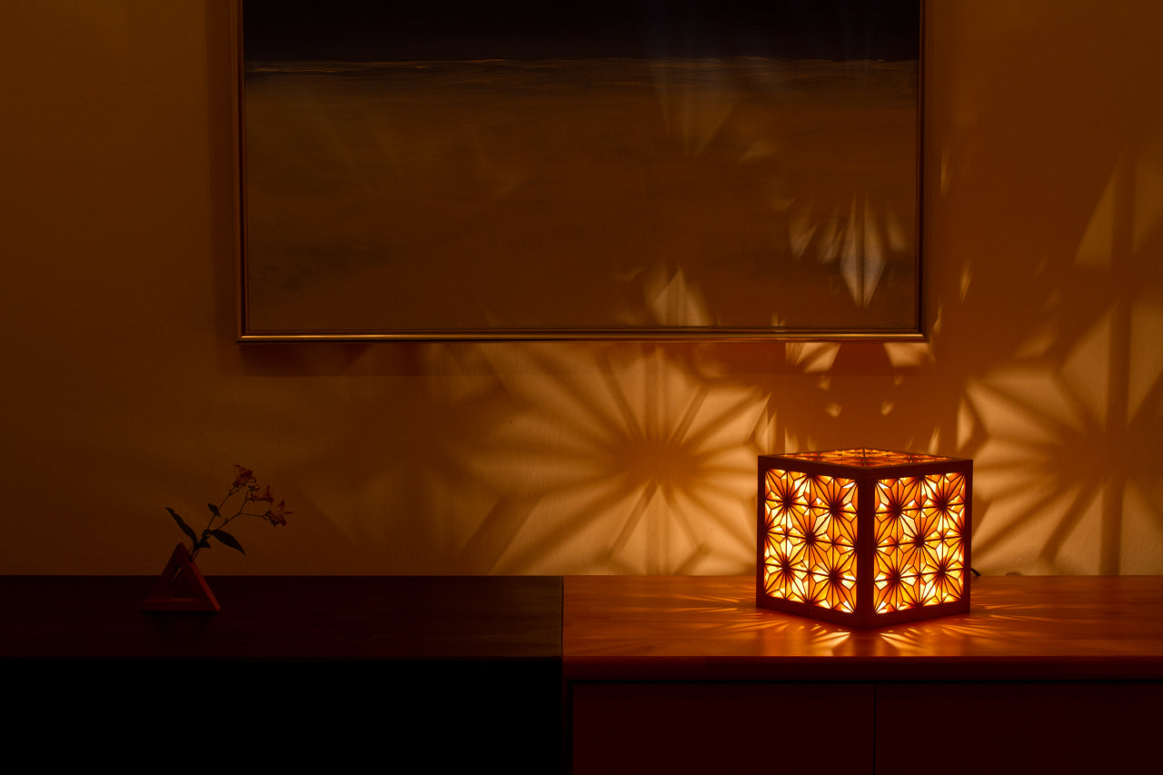 Kinoakari: Desk Lamp - Asanoha Cube Medium ASA-18
