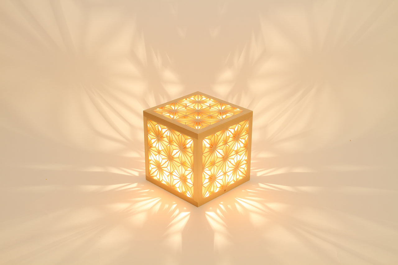 Kinoakari: Desk Lamp - Asanoha Cube D ASA-14