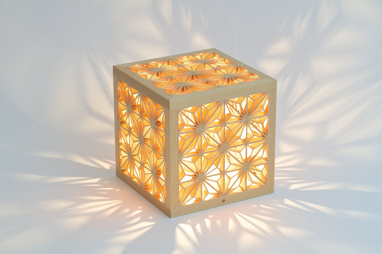 Kinoakari: Desk Lamp - Asanoha Cube Medium ASA-18