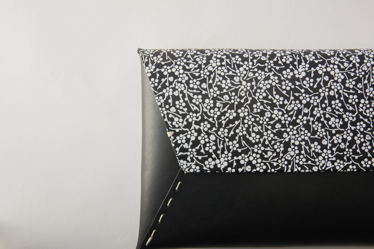 Tomita Sen Kogei: Leather Clutch Bag (Black / Plum Blossoms on Branches)