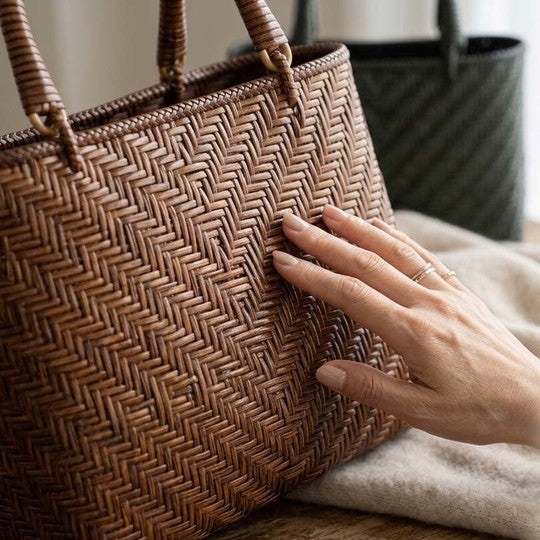 Kiuchi Tohzai: Handwoven Japanese-Grown Rattan Basket Bag (Medium) – KT-B51