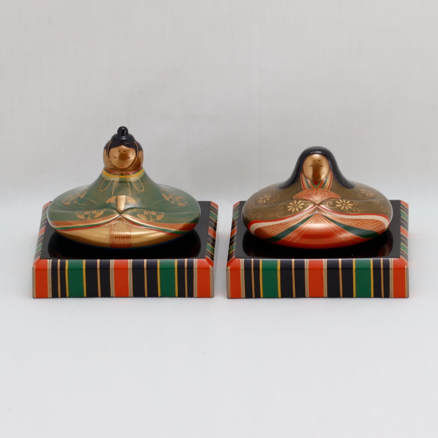 Kato Lacquerware: Wajima Lacquerware Hina Doll Display