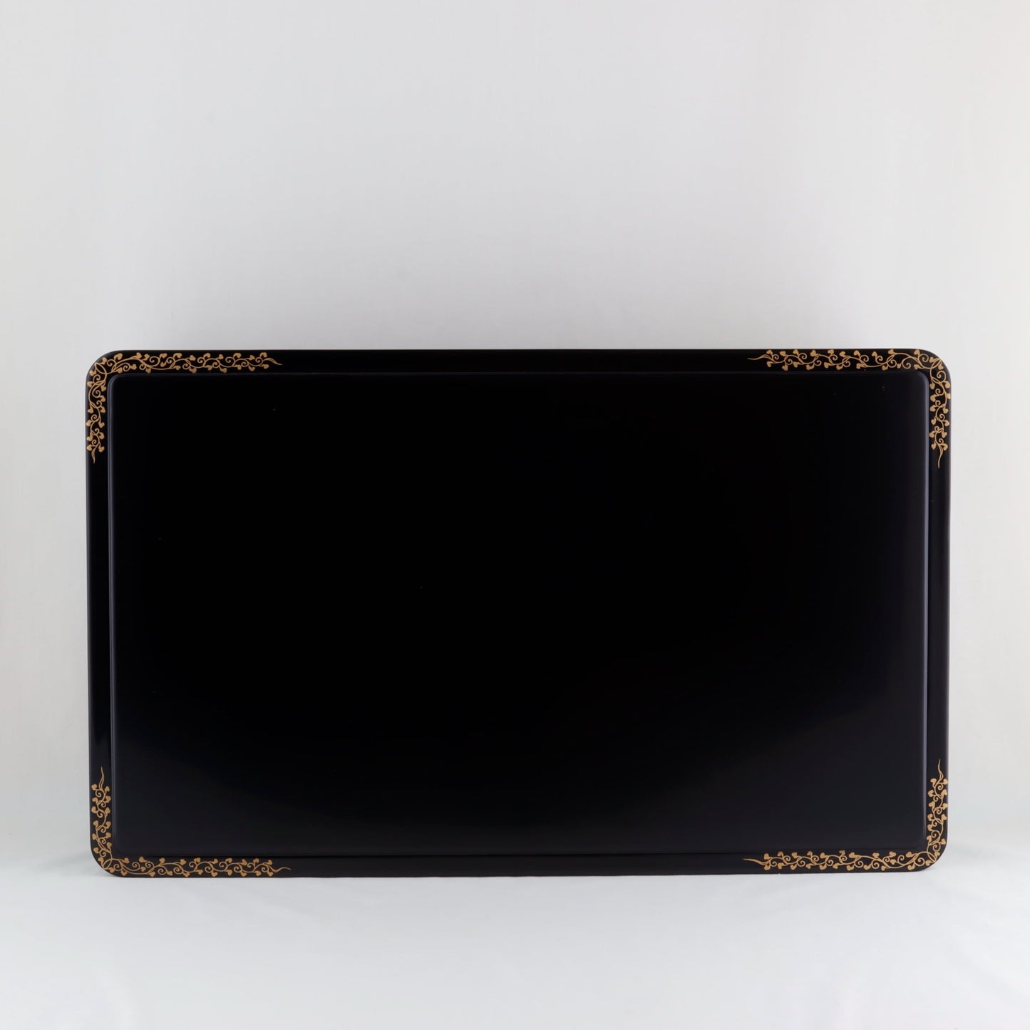 Kato Lacquerware: Wajima Lacquerware Display Stand with Cabriole Legs – Arabesque Maki-e