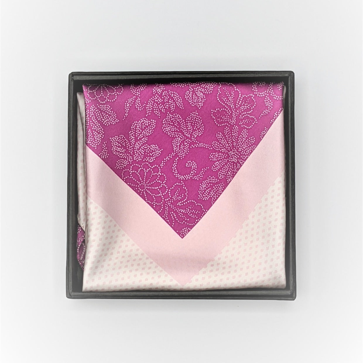 Tomita Sen Kogei: SARAKICHI – Hand-Dyed Pocket Square (Chrysanthemum & Arabesque / Ume Purple)