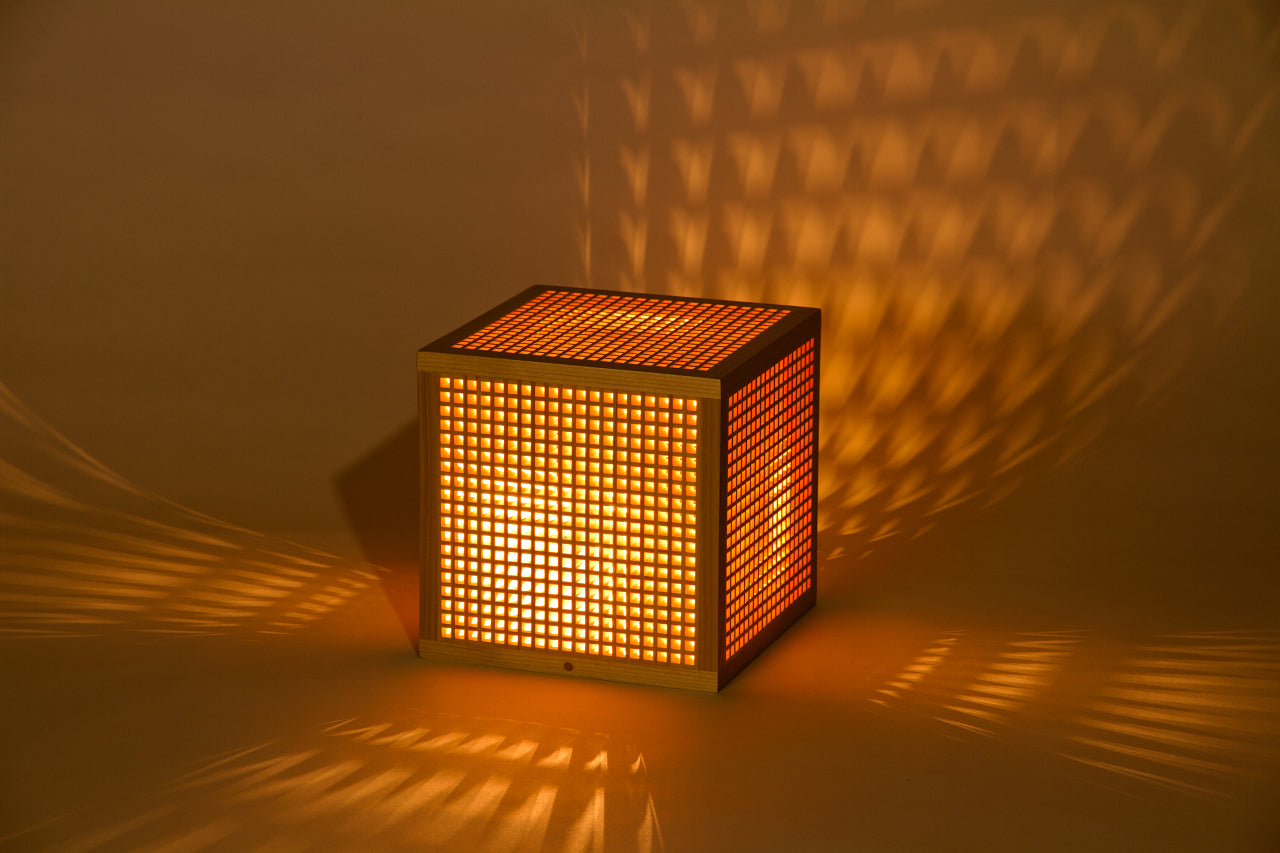 Kinoakari: Desk Lamp - Cube CUB-18