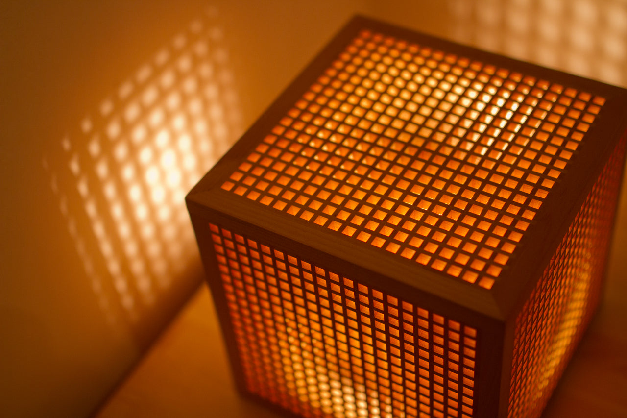 Kinoakari: Desk Lamp - Cube CUB-18