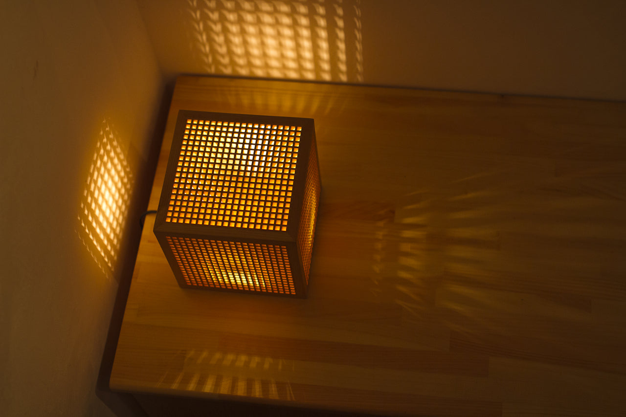 Kinoakari: Desk Lamp - Cube CUB-18