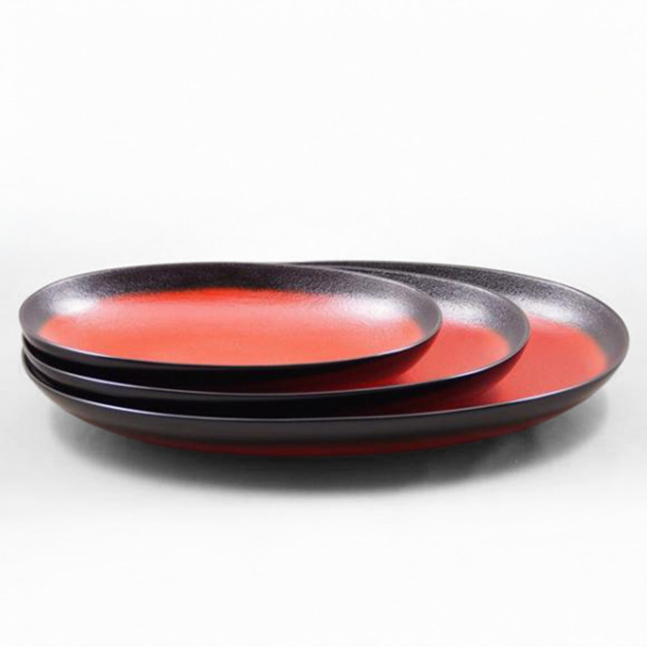Shioyasu Shikki: Wajima Lacquerware Ginkgo Leaf Bowl – Kagamiko Black & Vermilion Gradation (3L)