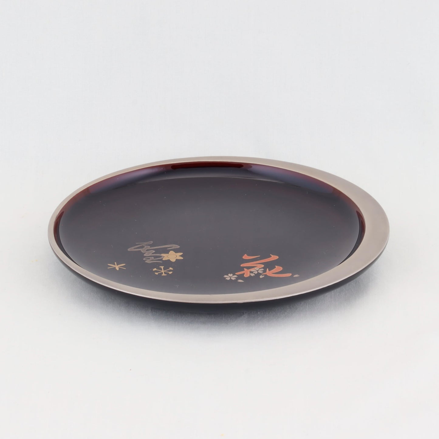 Kato Lacquerware: Wajima Lacquerware Crescent Plates – Snowflake Maki-e