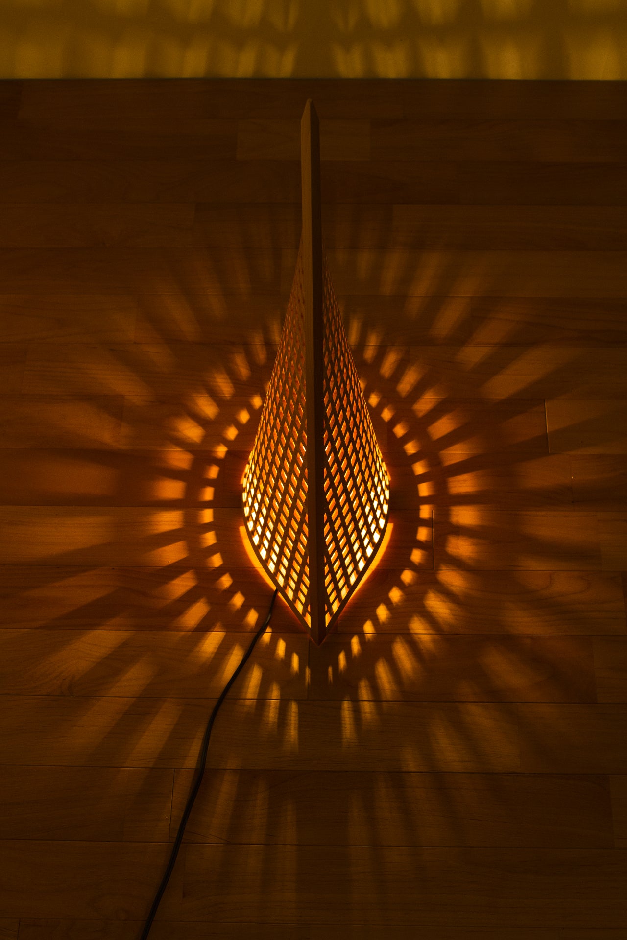 Kinoakari: Floor Lamp – Eye Small EYE-60