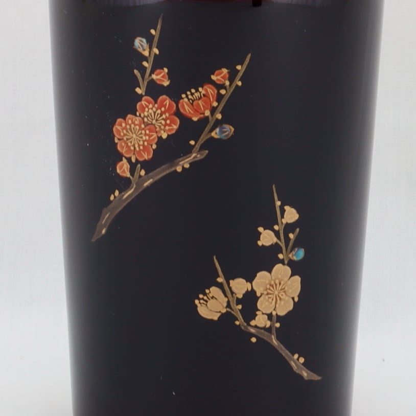 Kato Lacquerware: Wajima Lacquerware Pair of Red and White Plum Blossom Maki-e
