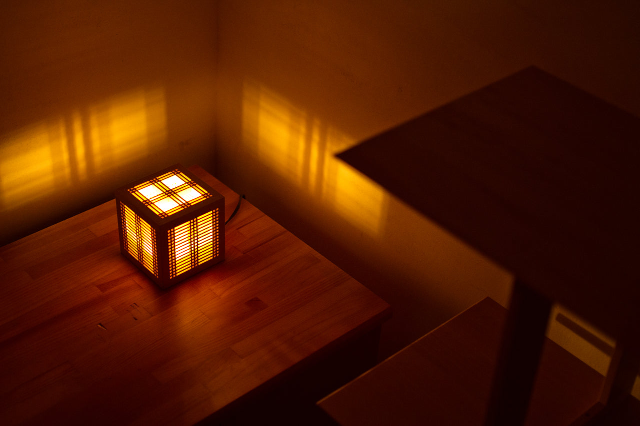 Kinoakari: Desk Lamp - Light Box 1 HIK-1