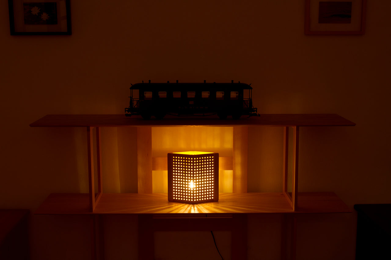 Kinoiakari: Desk Lamp - Diamond HIS-1