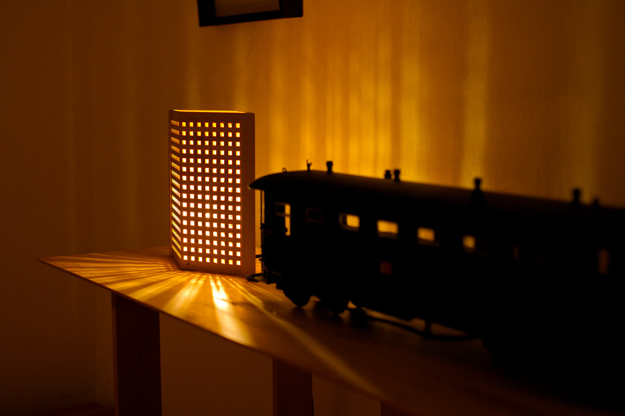 Kinoiakari: Desk Lamp - Diamond HIS-1