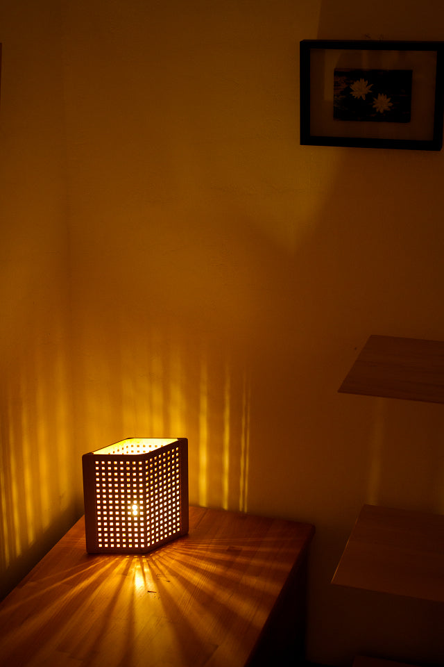 Kinoiakari: Desk Lamp - Diamond HIS-1