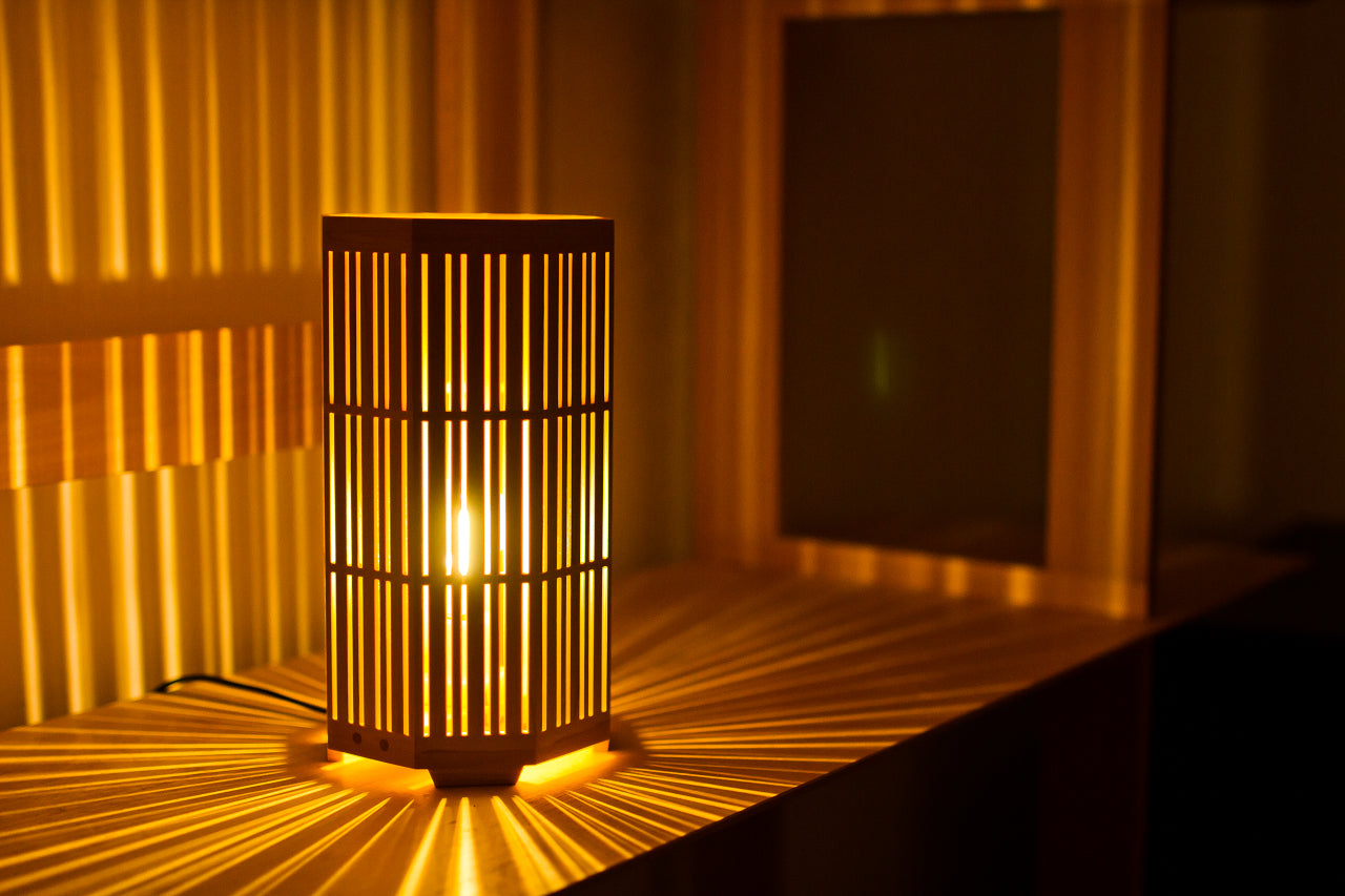 Kinoakari: Desk Lamp – Radiance KAG-23