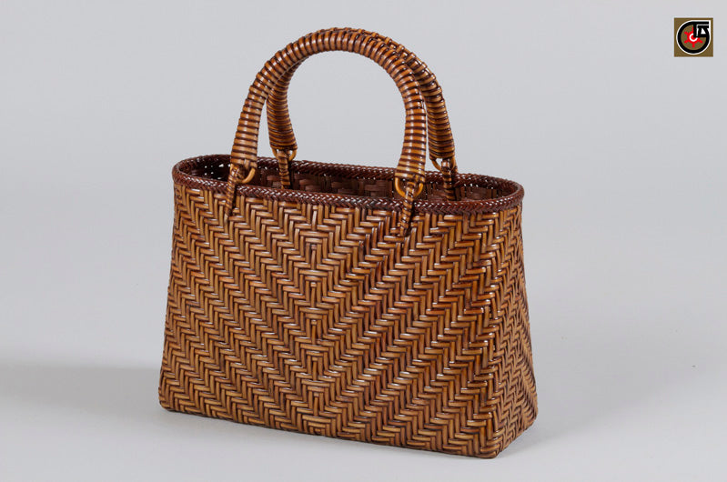 Kiuchi Tohzai: Handwoven Japanese-Grown Rattan Basket Bag (Medium) – KT-B51