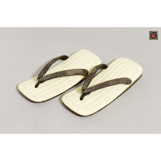 Kiuchi Tohzai: Rattan Setta – KT-B20