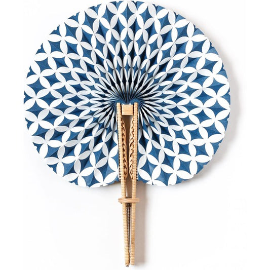 Kiuchi Tohzai: Folding Fan Crafted with Traditional Rattan Weaving - Blue