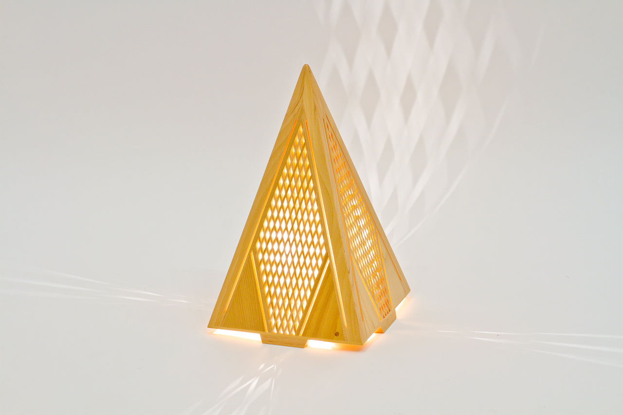 Kinoakari: Desk Lamp – Soar SHO-29