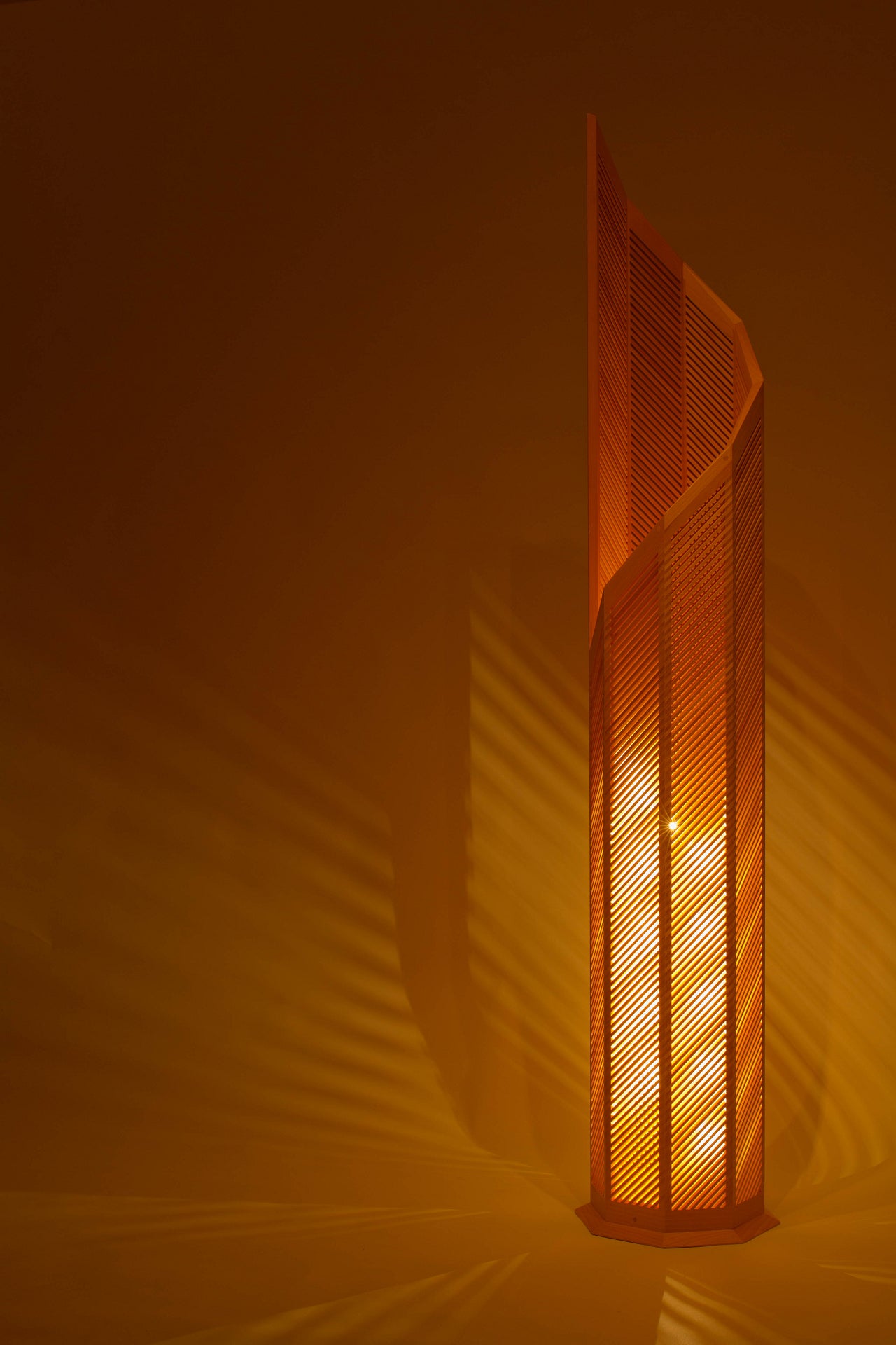 Kinoakari: Floor Lamp - Spiral SPI-125