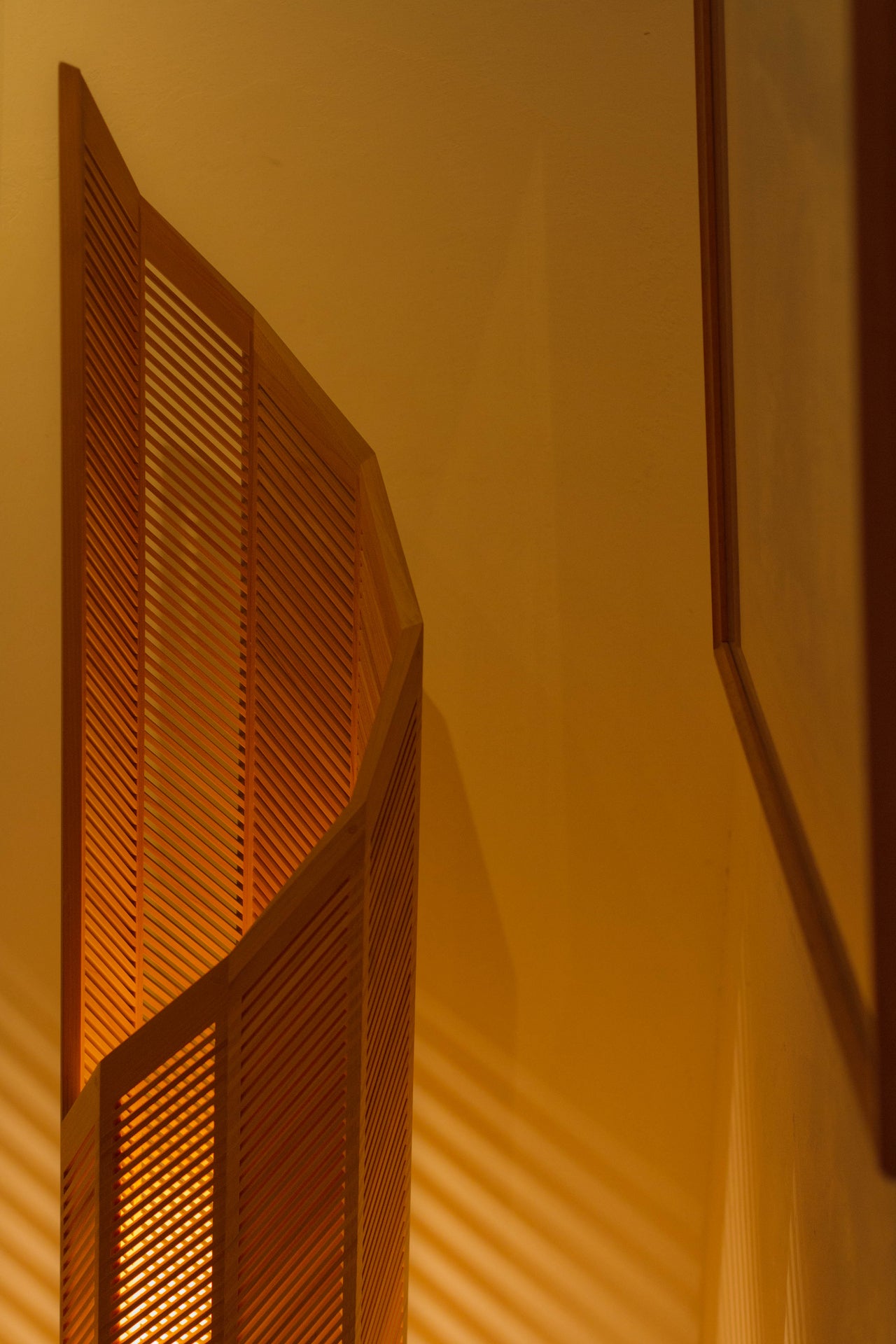 Kinoakari: Floor Lamp - Spiral SPI-125