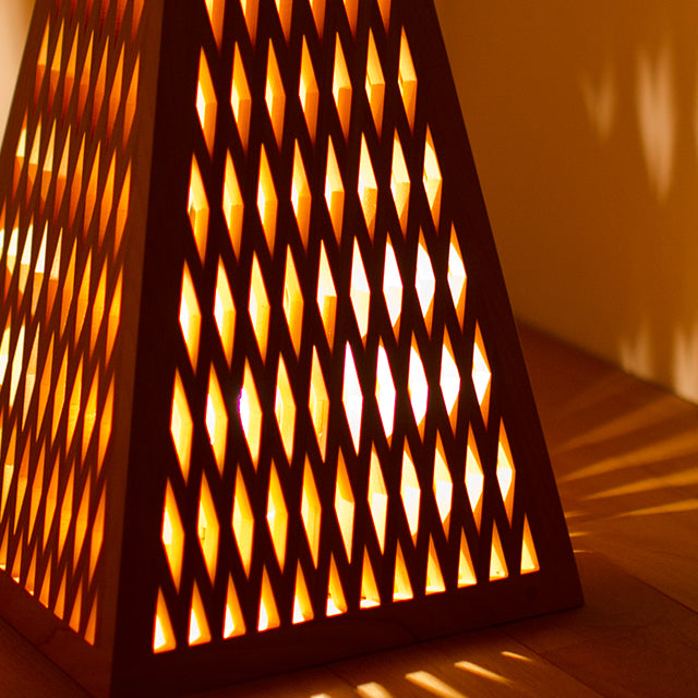 Kinoakari: Floor Lamp – Spire Medium SPI-55