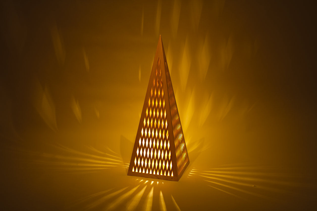 Kinoakari: Floor Lamp – Spire Medium SPI-55