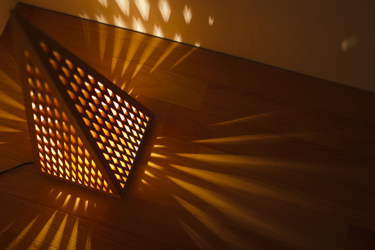 Kinoakari: Floor Lamp – Spire Medium SPI-55