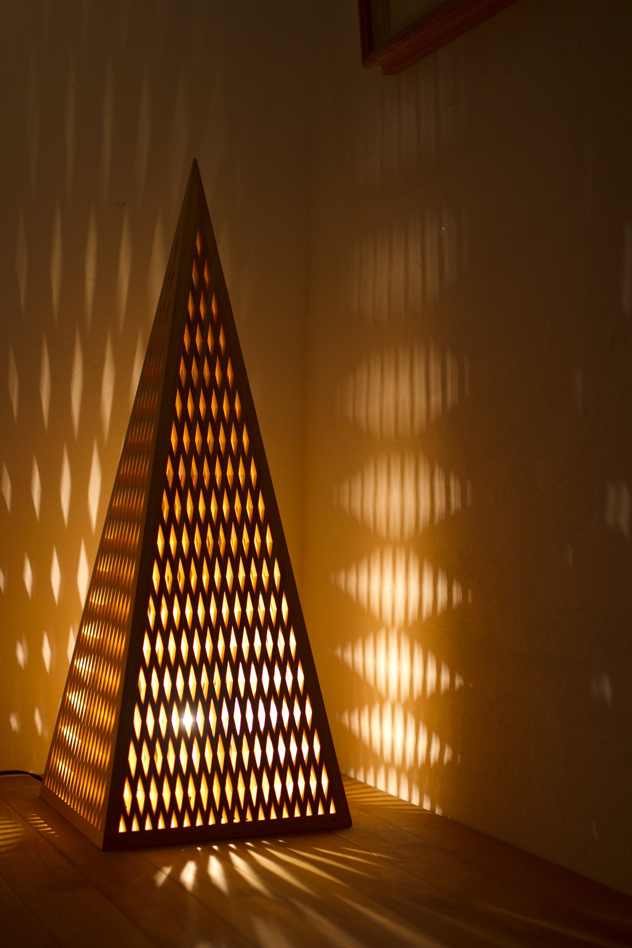 Kinoakari: Floor Lamp – Spire Large SPI-78