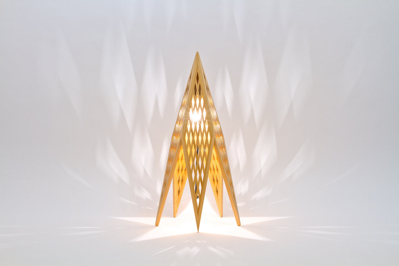 Kinoakari: Floor Lamp – Star SUT-64