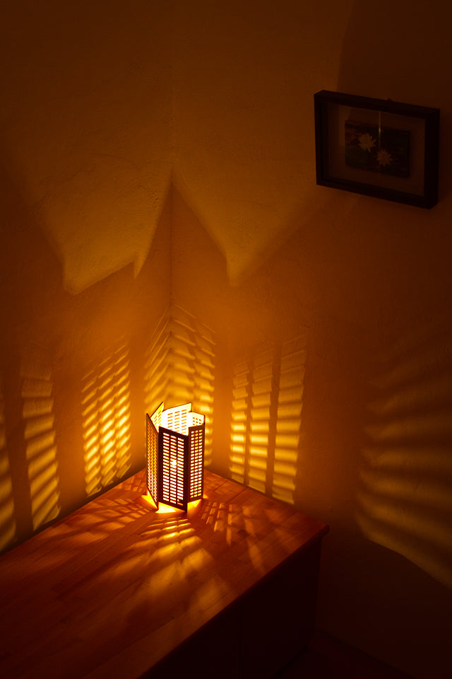 Kinoakari: Desk Lamp - Toile TOI-23