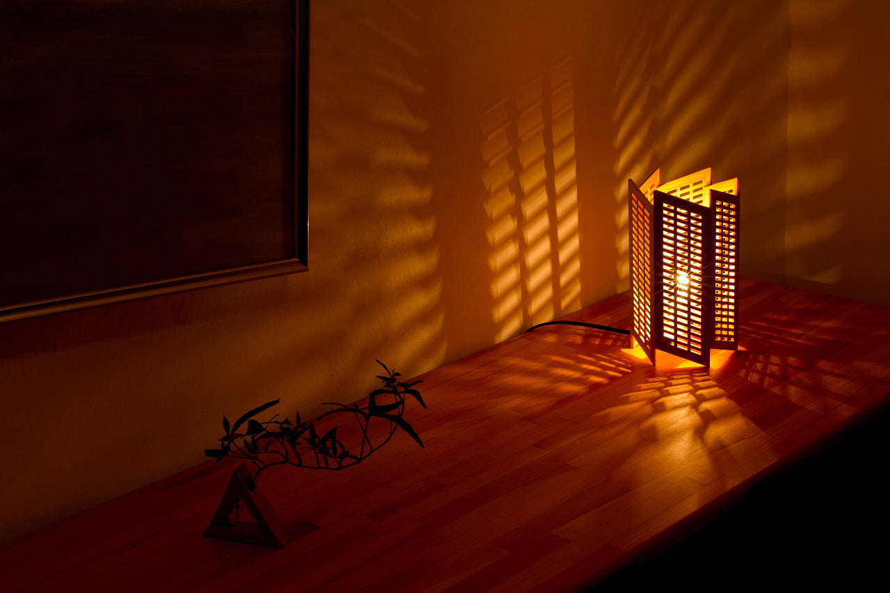 Kinoakari: Desk Lamp - Toile TOI-23