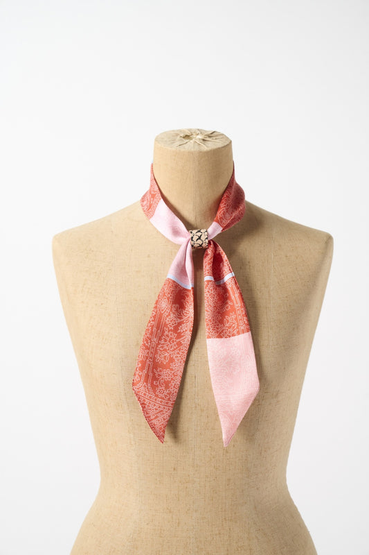 Tomita Sen Kogei: SARAKICHI – Komon Scarf (Sarasa)
