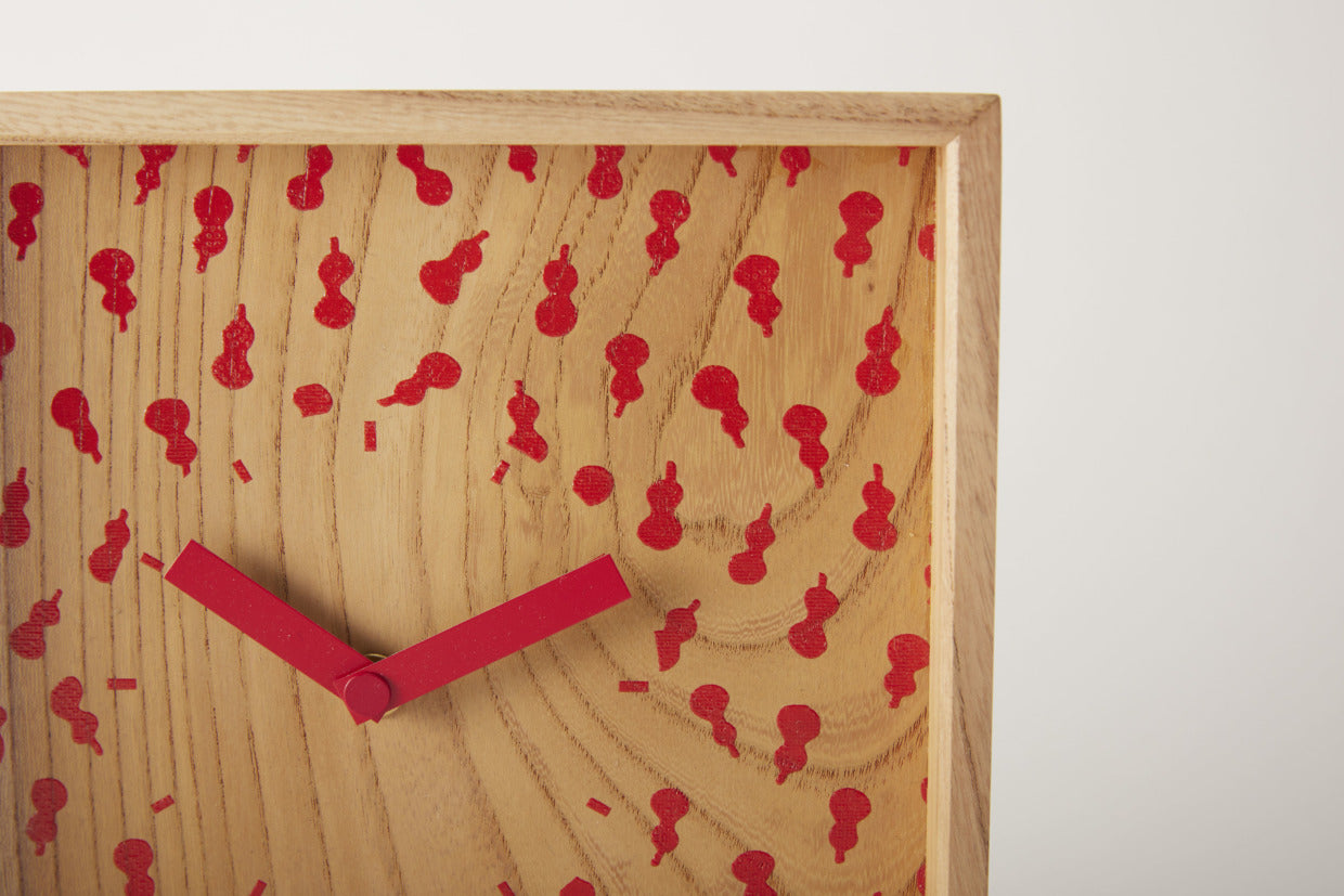 Tomita Sen Kogei: Komon Wood Clock (Gaku /　Gourds)